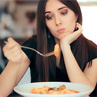 Vì sao có người ăn ít đã no, người ăn bao nhiêu vẫn đói?
