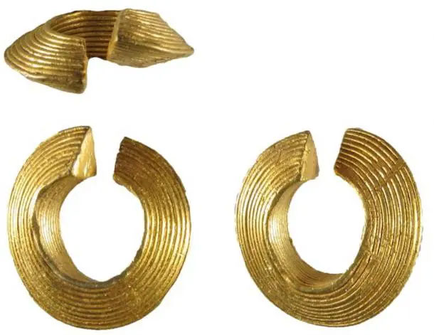 Top 5 cổ vật khiến giới khoa học Anh bối rối