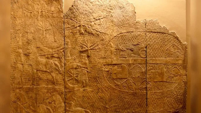 Bí ẩn trại quân sự bị tàn phá bởi 