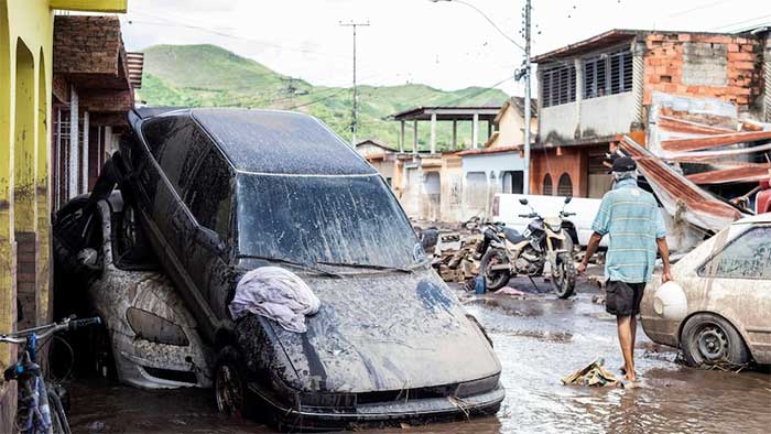 Images showing the impact of the hurricane in Jamaica.