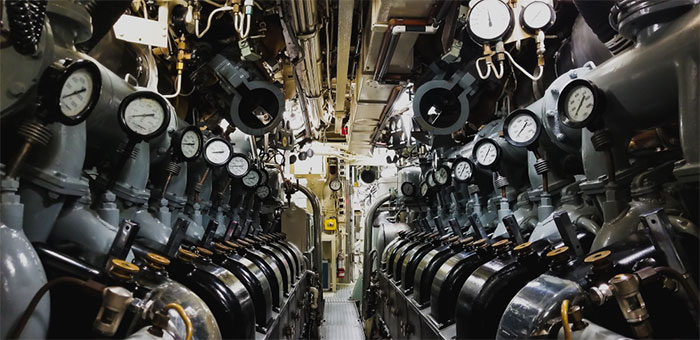 Submarine engine with pressure gauge.