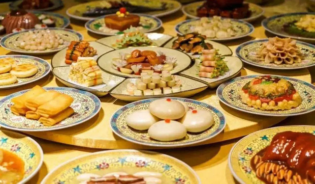 Vì sao thường xuyên ăn sơn hào hải vị nhưng các phi tần thời xưa vẫn hay đau ốm và không sống thọ?