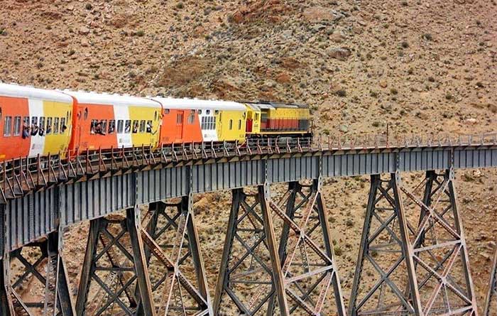 Độc đáo “chuyến tàu lên mây” ở Argentina