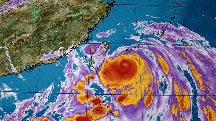 Bão số 3 Gaemi thành siêu bão, hàng trăm chuyến bay bị hủy