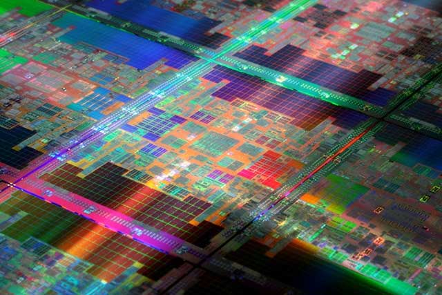 Tại sao tấm wafer lại có hình tròn nhưng chip lại có hình vuông?