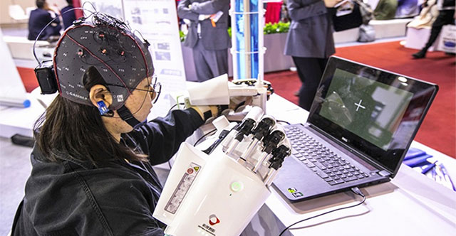 Trung Quốc nghiên cứu chip não đột phá, Mỹ phải dè chừng