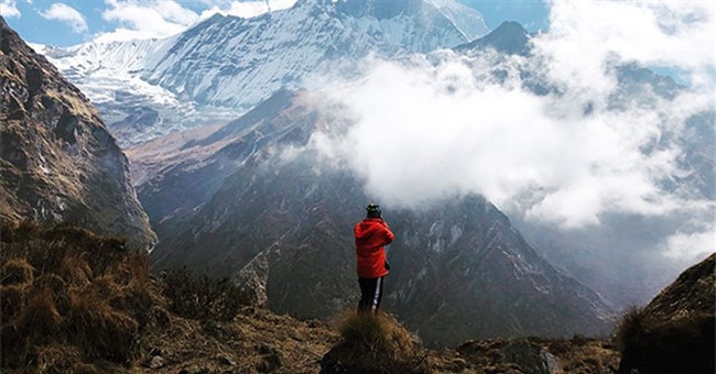 Vì sao chúng ta không bị khối lượng của khí quyển đè bẹp?