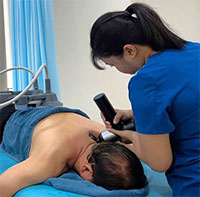 Tại sao massage bẻ cổ vai gáy có thể chết người?