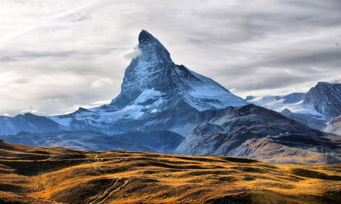  Đỉnh Matterhorn thuộc dãy Alps đang thay đổi nhanh. 