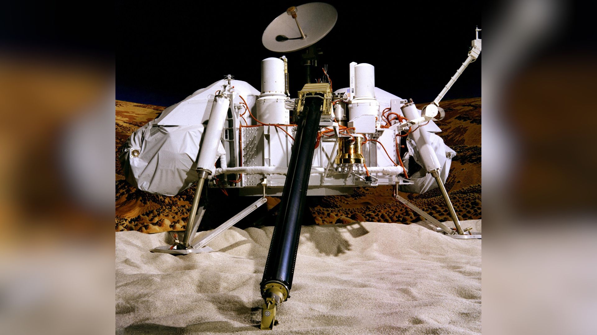 Cách đây 50 năm, NASA phóng 2 tàu vũ trụ tìm kiếm sự sống trên Mars – những phát hiện của sứ mệnh Viking vẫn đang được thảo luận
