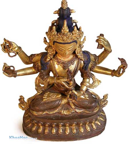 Những bức tượng thần kỳ